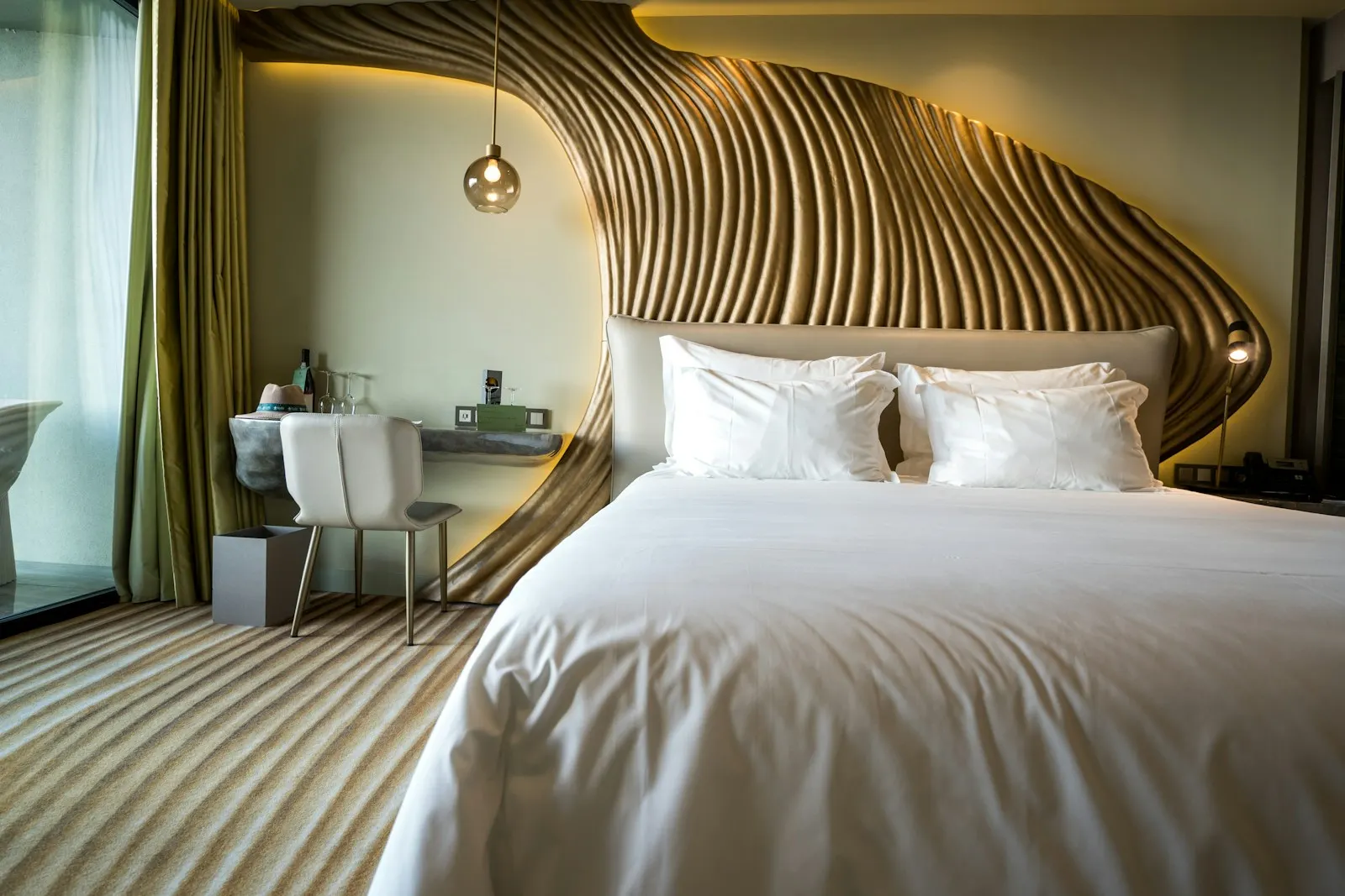 Refined hospitality bedroom